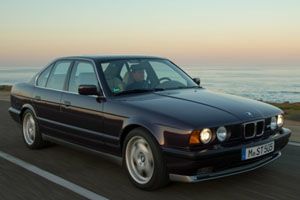 BMW 5シリーズ 輸入車カスタムパーツ専門店 | オートパーツ(AutoParts)