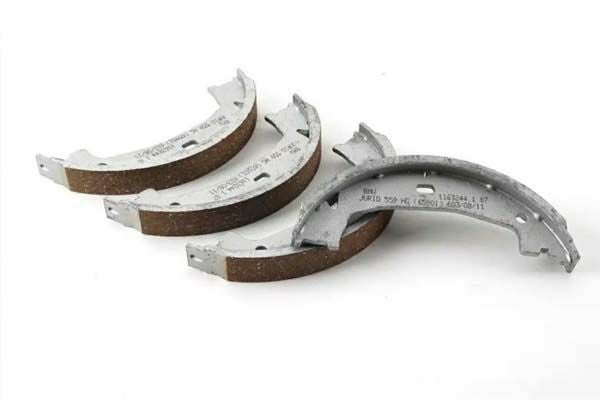 BMW 3シリーズ E90／E91(05-12) サイドブレーキ