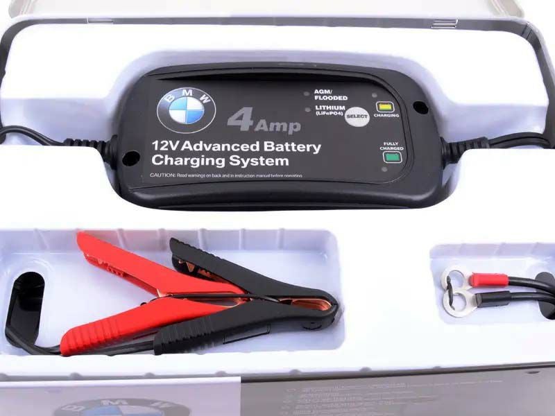 BMW純正】バッテリーチャージャー 4A 自動充電器
