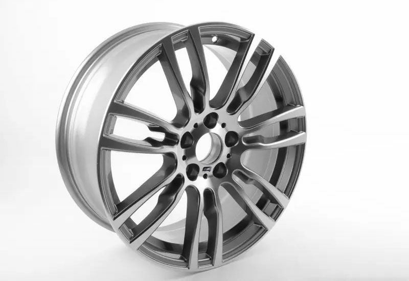 BMW純正】3シリーズ(F30,F31)等 19インチ スタースポークホイール
