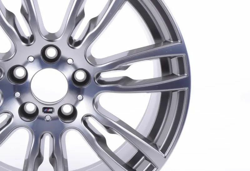 BMW純正】3シリーズ(F30,F31)等 19インチ スタースポークホイール