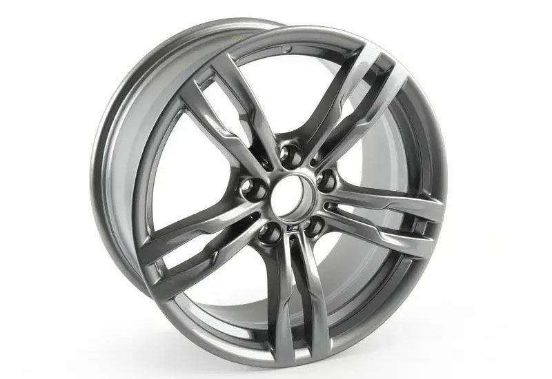 ※とよ社長専用  F31スポーツMツーリン18インチ 純正ホイールタイヤ とよ社長専用 BMW F31スポーツMツーリン18インチ 純正ホイールタイヤ