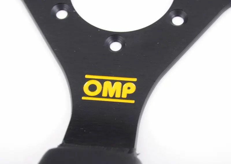 OMP】WRC ステアリングホイール 350mm(ブラックレザー/イエローステッチ)
