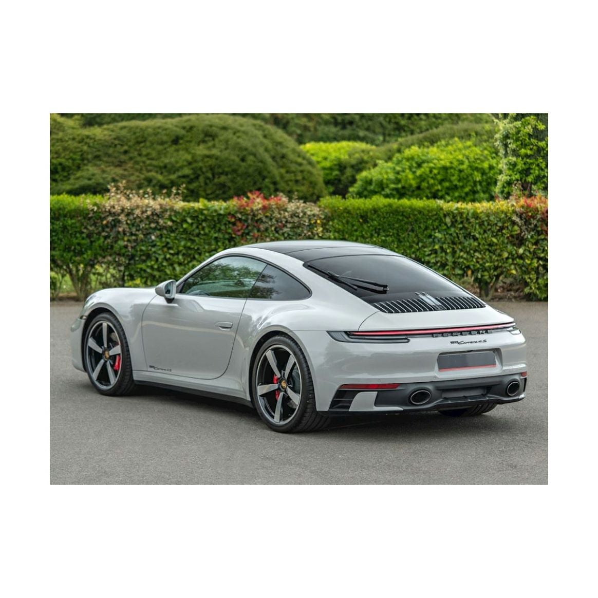 ポルシェ純正】ポルシェ 992.1カレラ／GTS リアバンパー サイド トリム